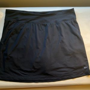 Nike Size XL Womens Dri-Fit Skort Stretch Mini Black